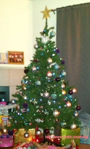 2011-christmas-tree