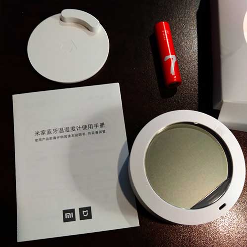 Unboxing Xiaomi Mi Smart Temperature and Humidity Sensor WSDCQ01LM 