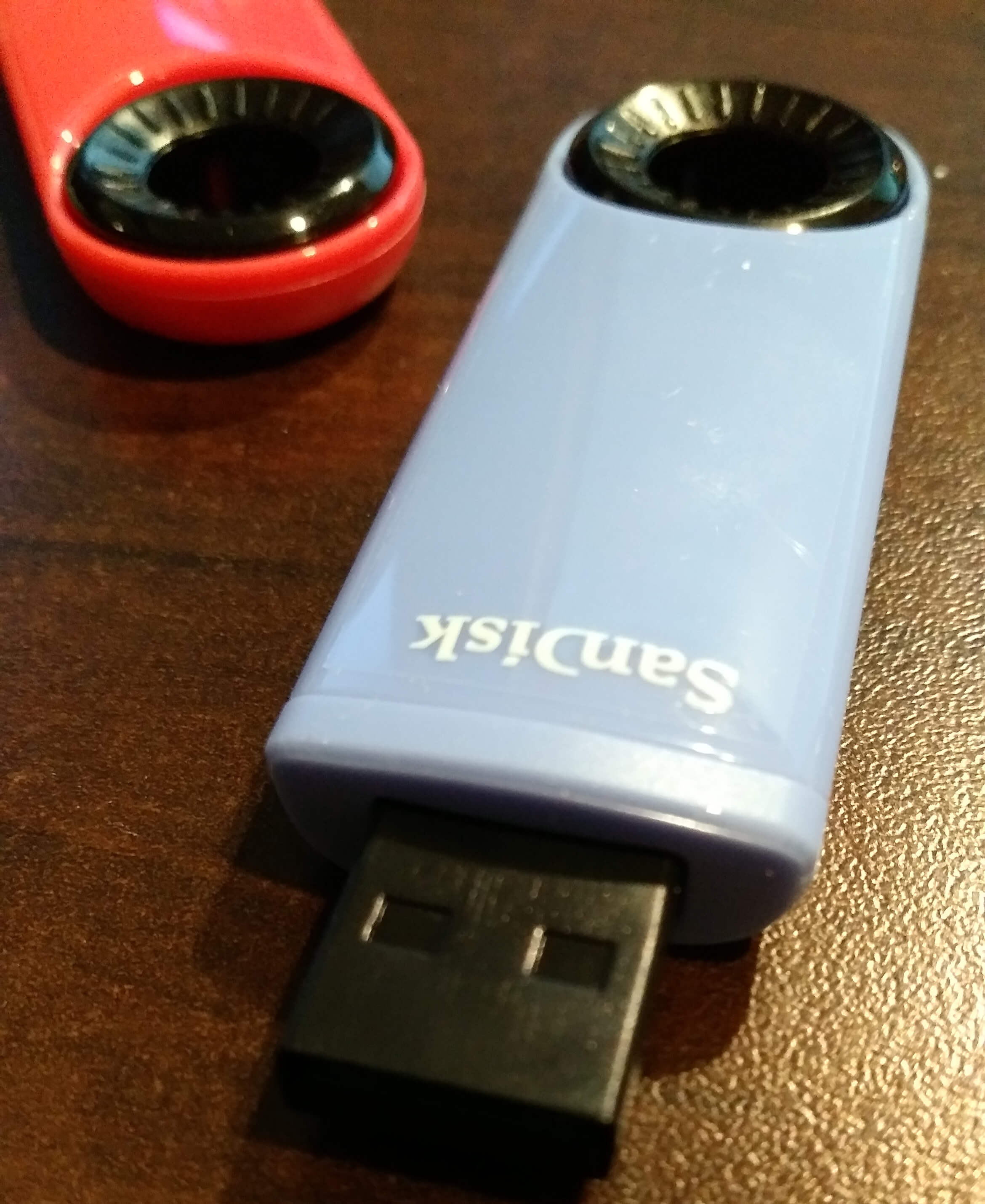 SanDisk Cruzer® Dial USB Flash Drive
