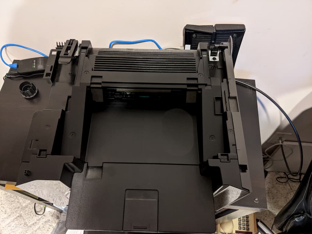 Printer without the cover.