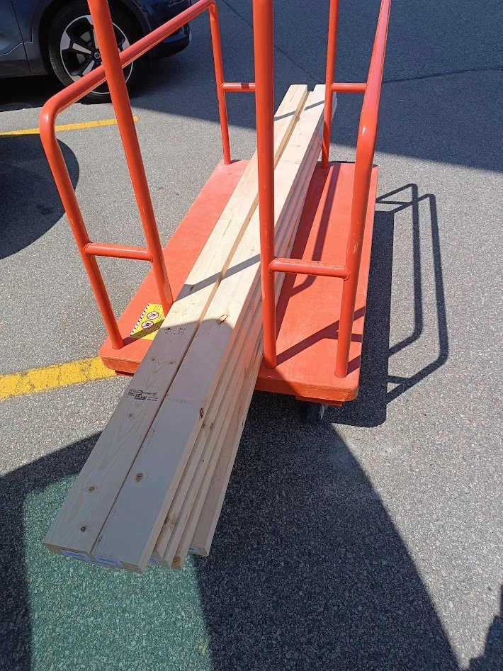 10 pieces of 2x4x8 SPF lumber