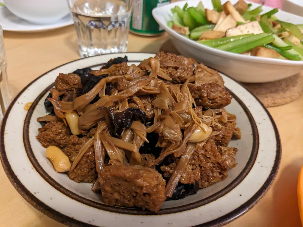 四喜烤麸Braised Wheat Gluten